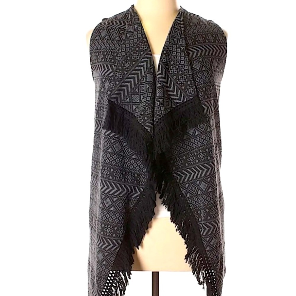 Charming Charlie waterfall cardigan